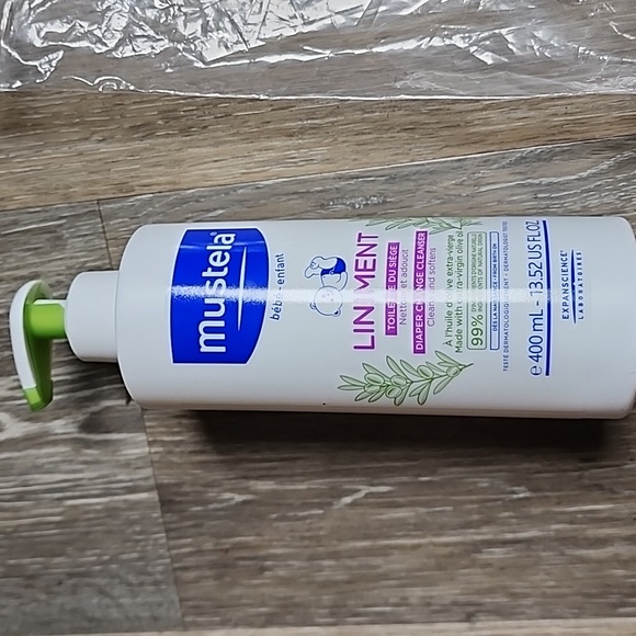 Mustela Liniment Diaper Change Cleanser - Picture 2 of 15